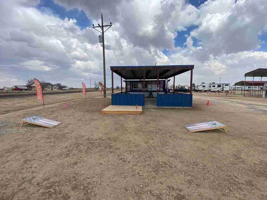 Outdoor Dining Area 3